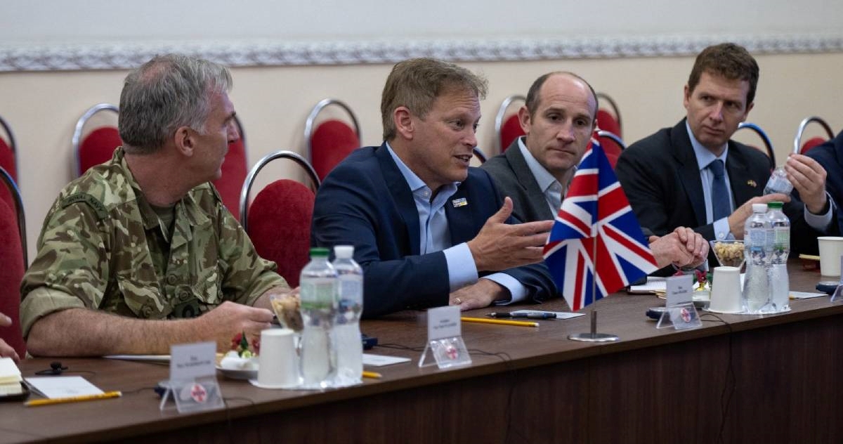 Zelenski u Kijevu primio britanskog ministra obrane, objavljeno što su dogovarali