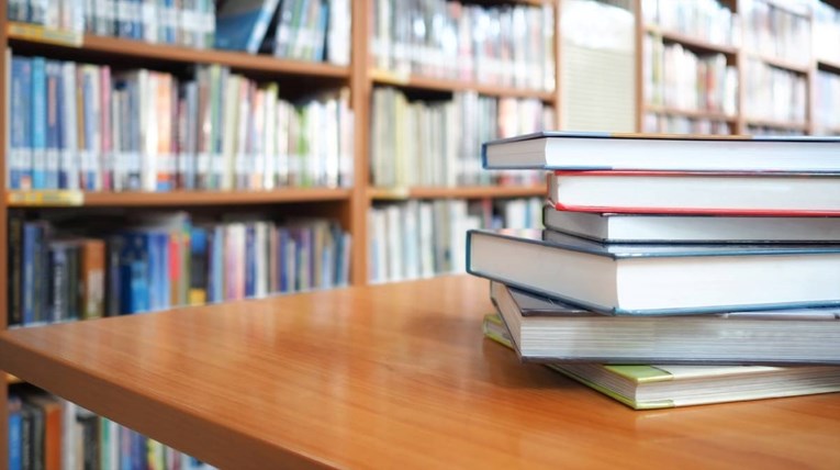 Ministarstvo kulture: Ove godine odvojeno 13 milijuna kuna za knjige iz knjižnice