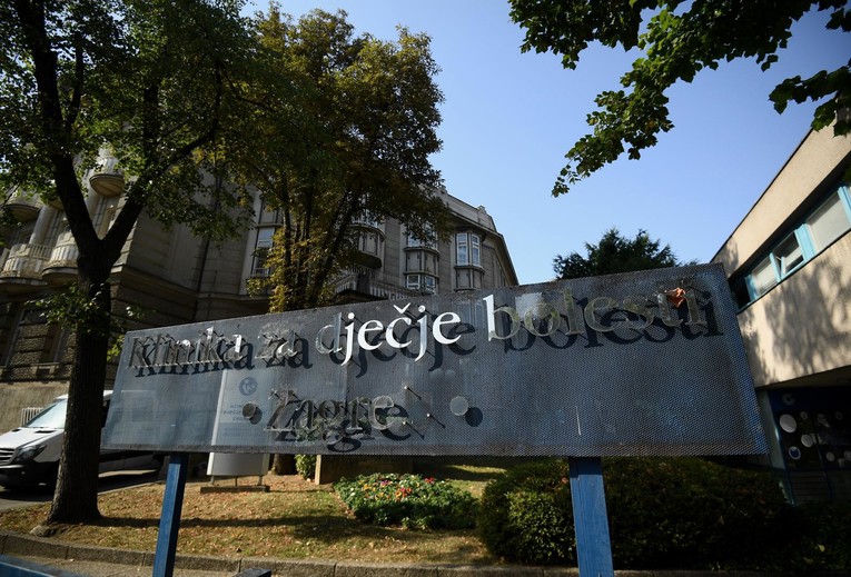 Bolnica objavila stanje maloljetnice koja je ozlijeđena u požaru kod Omiša