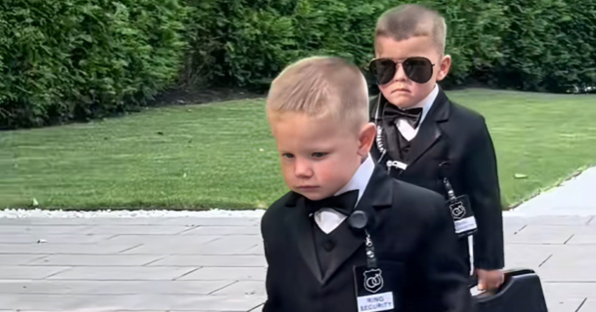 Dječaci nosili prstenje na tetinom vjenčanju, svojim ulaskom nasmijali su sve goste