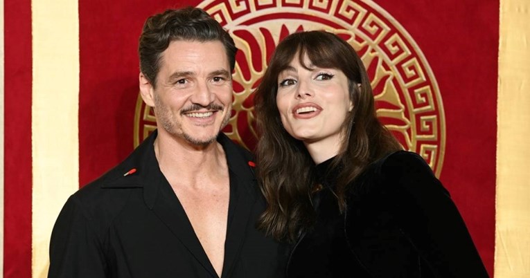 Pedro Pascal na crveni tepih poveo sestru koja je 2023. istupila kao transrodna osoba