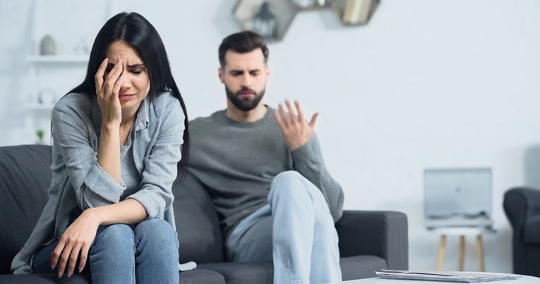 Terapeuti tvrde da nesretne supruge često koriste četiri fraze