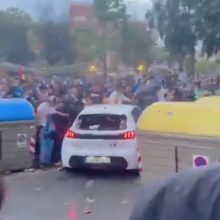 Žena prije utakmice La Lige autom uletjela među navijače. Nema teško ozlijeđenih