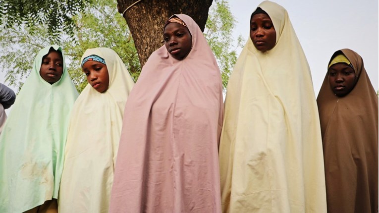 Otmičari pustili učenice koje su oteli iz škole na sjeverozapadu Nigerije