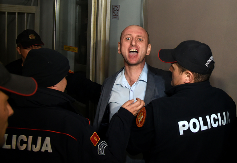 Prosrpski zastupnik u Crnoj Gori: Dao Bog da vas popeli na Jadran i digli u zrak