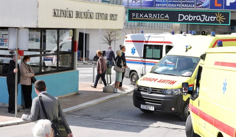 U Splitsko-dalmatinskoj županiji 445 novih slučajeva zaraze koronavirusom