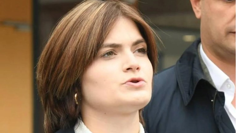 Studentica u Srbiji prijavila zapovjednika za nasilje. On je tužio za povredu časti