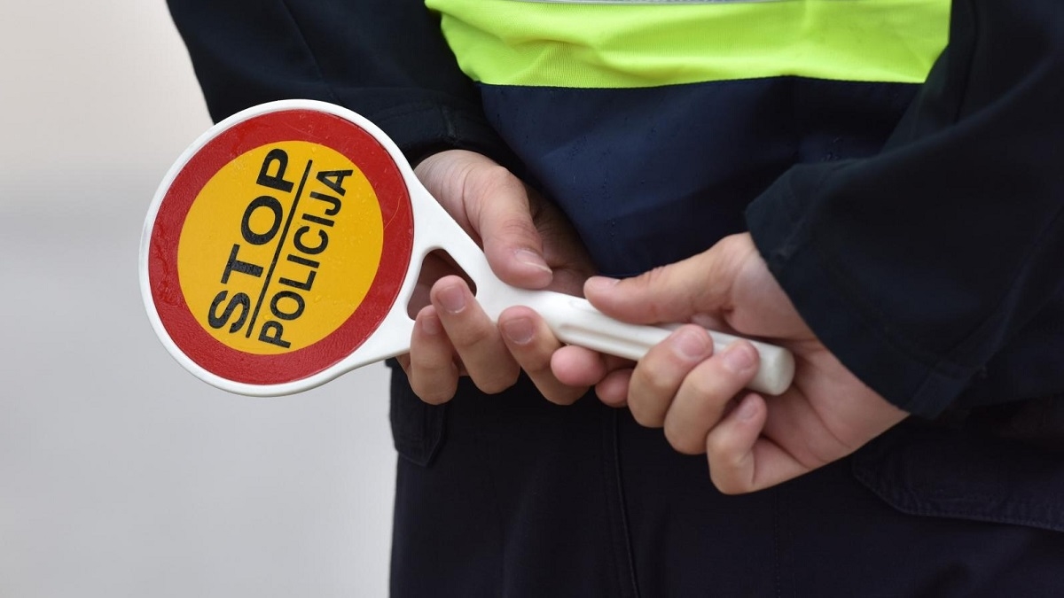 Policija poziva ljude da jave gdje žele da policajci zaustavljaju automobile