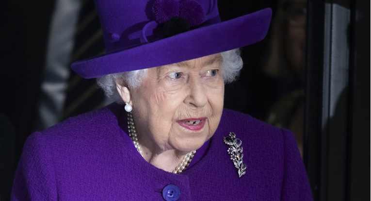 Britanska kraljica u nedjelju će održati rijetko obraćanje javnosti