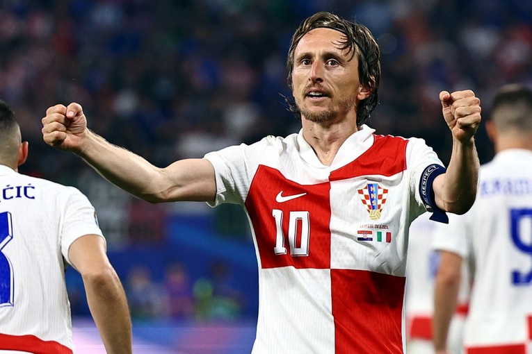 Sjajna vijest za Hrvatsku i Milan. Modrić se vratio u klupski trening-centar