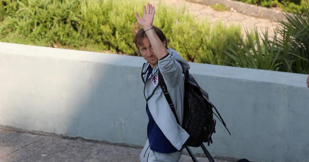 Modrić i Pašalić platili kartu 20 € i oduševili putnike. Evo kako su došli u Zagreb