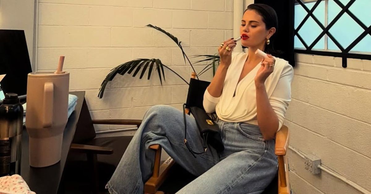 Selena Gomez vraća u modu traperice širokih nogavica