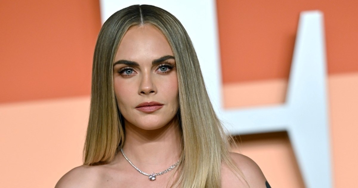 "Nikada nije izgledala tako dobro": Cara Delevingne oduševila u traper-izdanju