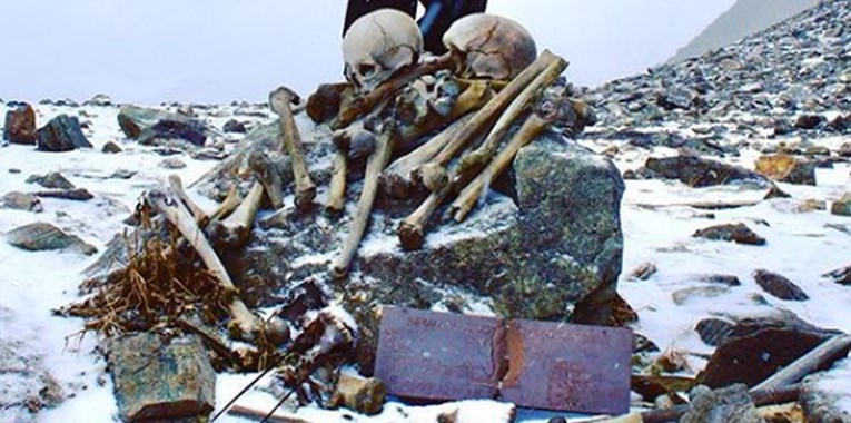 Analizirali kosture iz misterioznog Jezera smrti pa otkrili nešto još čudnije