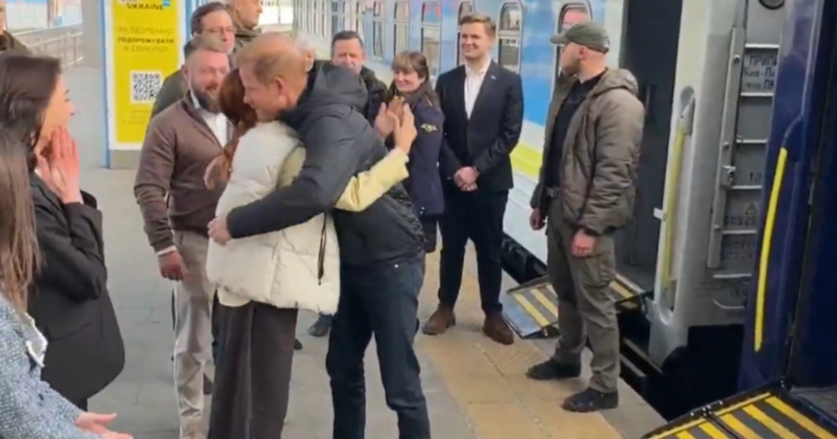 VIDEO Princ Harry nenajavljeno stigao u Kijev