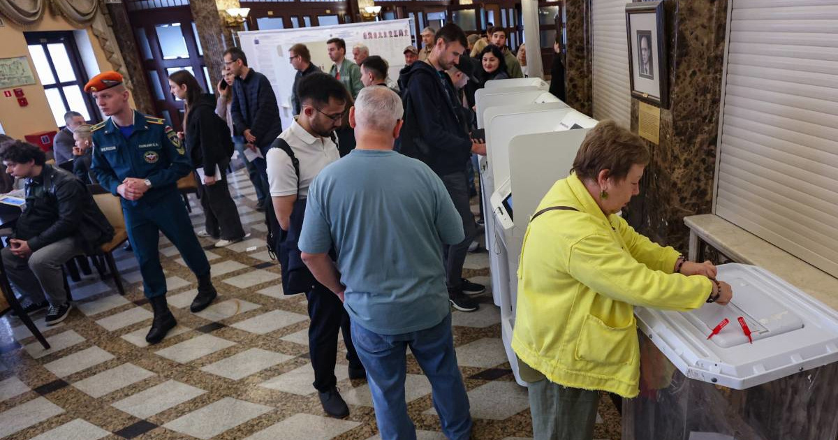 Počeli parlamentarni izbori u Rusiji. Očekuje se nova pobjeda Putinove stranke