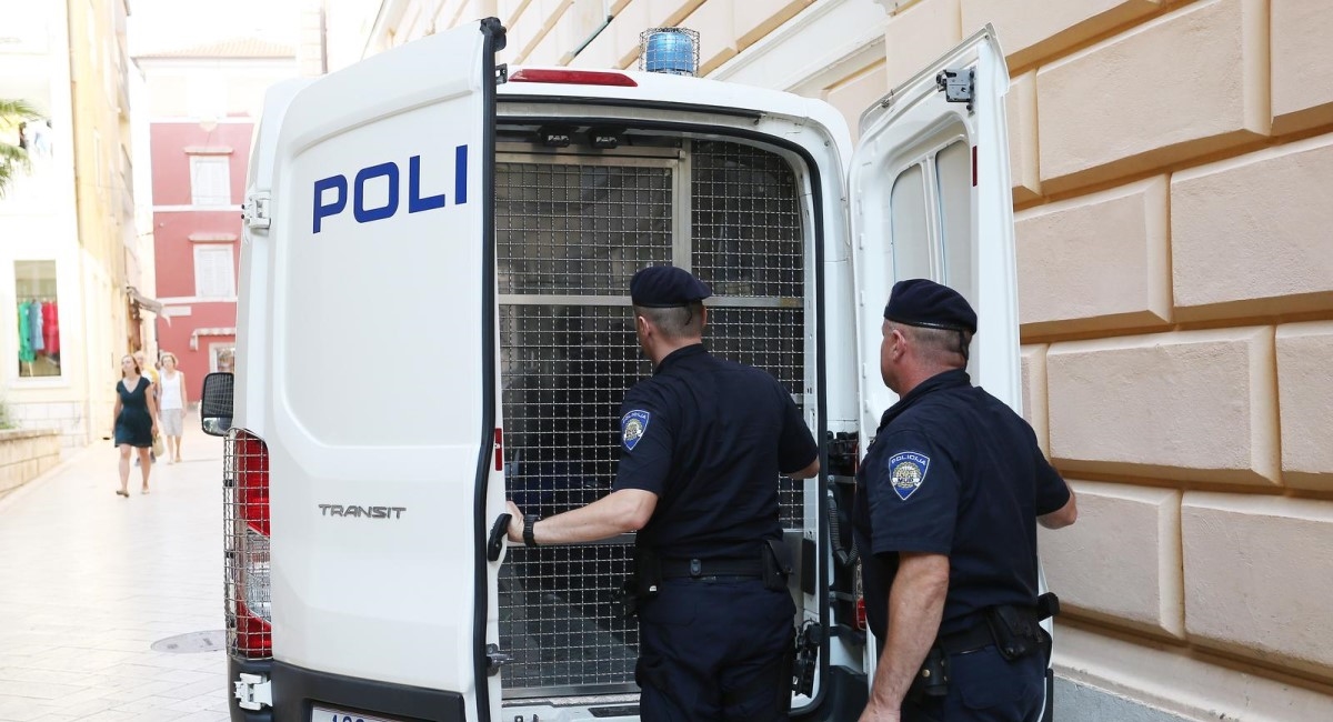 Kod Krapine pretukao partnera bivše supruge, nju gurnuo na peć, sve gledalo dijete