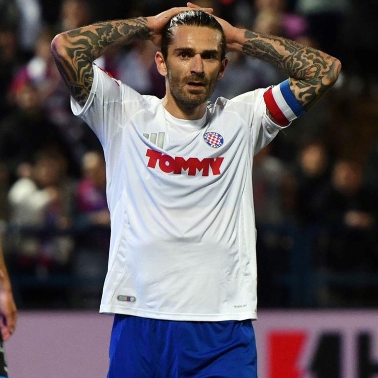 Hajduk vratio komentare i objavu posvetio Livaji. Fanovi: Ćaća otvara dental centar