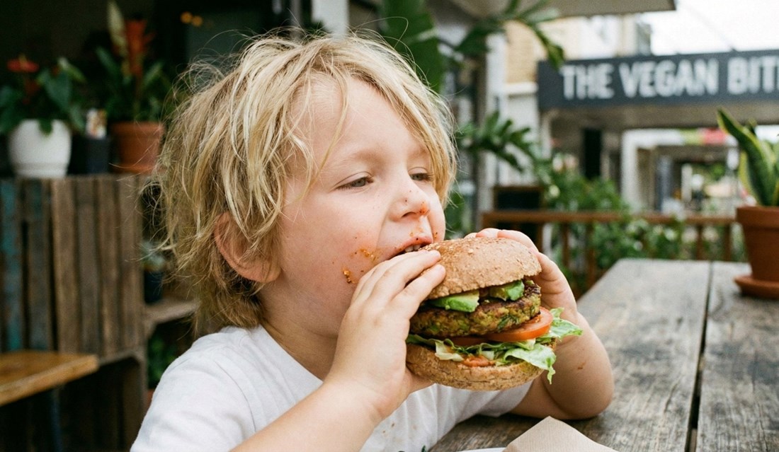 Djeca koja ne jedu meso niža su i mršavija od vršnjaka, otkriva veliko istraživanje
