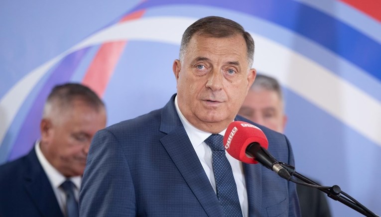 Visoki predstavnik došao u Banju Luku. Dodik: Naredio sam policiji da ga izbaci