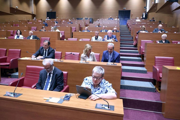 Orešković: Da u Njemačkoj vlast odbije nešto kao istragu Medikola, izgubila bi izbore