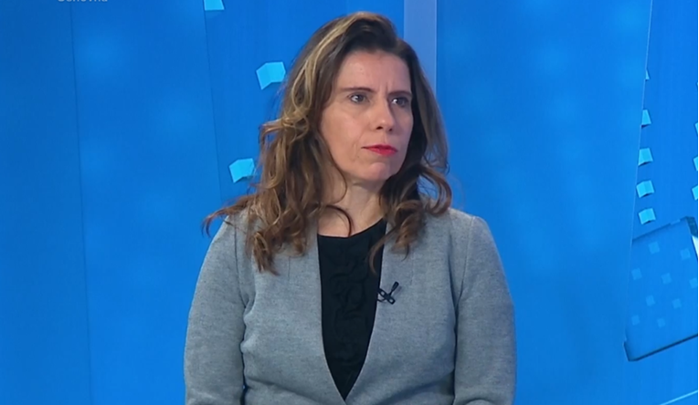 Katarina Peović kaže da bi liječnicima trebalo zabraniti da rade i javno i privatno