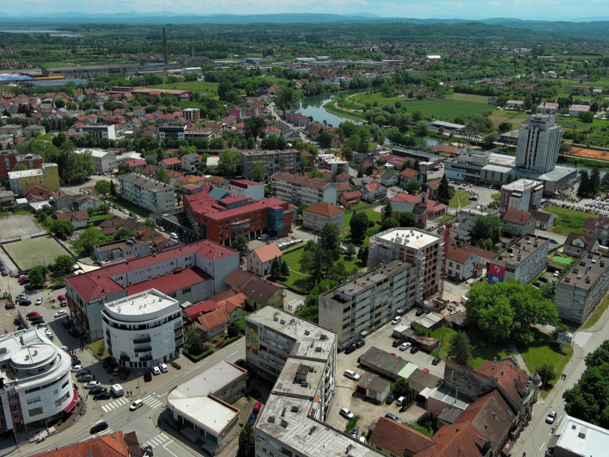 Obitelji u Prijedoru traže spomenik za ubijenu djecu u ratu. RS to ne dopušta
