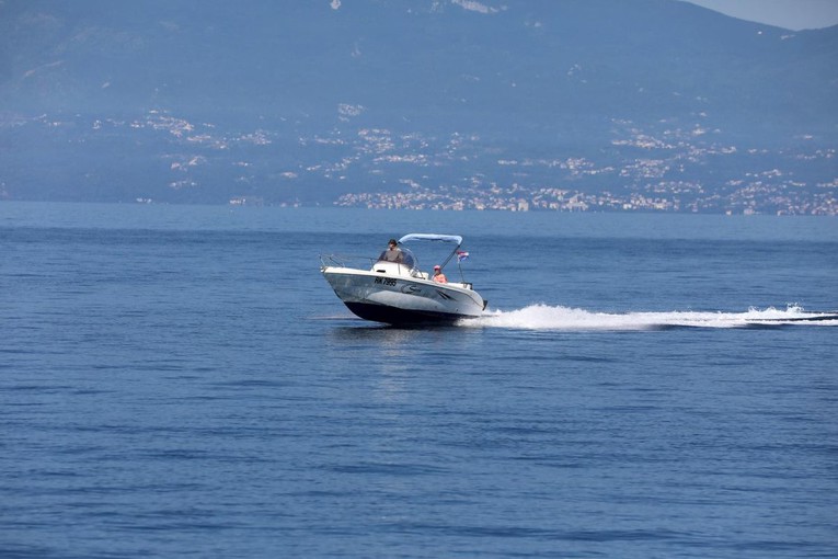 Na Kvarneru 61 prekršaj glisiranja blizu obale. Najviše počinili Nijemci i Slovenci