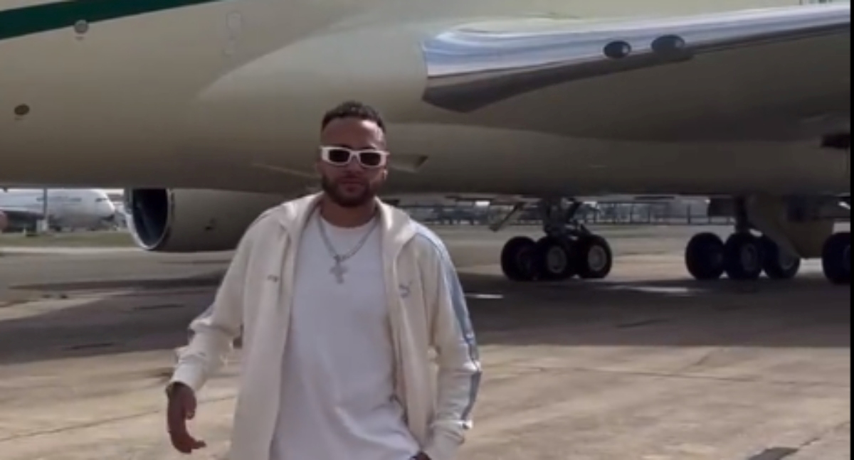 Pogledajte avion koji je saudijski princ poslao za Neymara. Ima zlatno prijestolje
