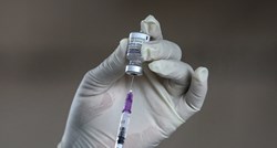 AstraZeneca planira proizvoditi cjepivo baš za omikron