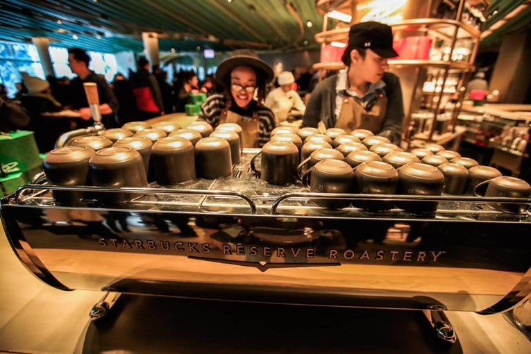 Milijunašica mladim Amerikancima: Ne kupujte kavu u Starbucksu pa ćete imati za stan