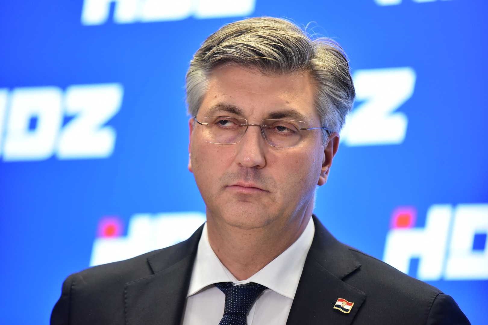 Plenković na Twitteru: Snažnim paketom mjera ćemo ublažiti udar na građane
