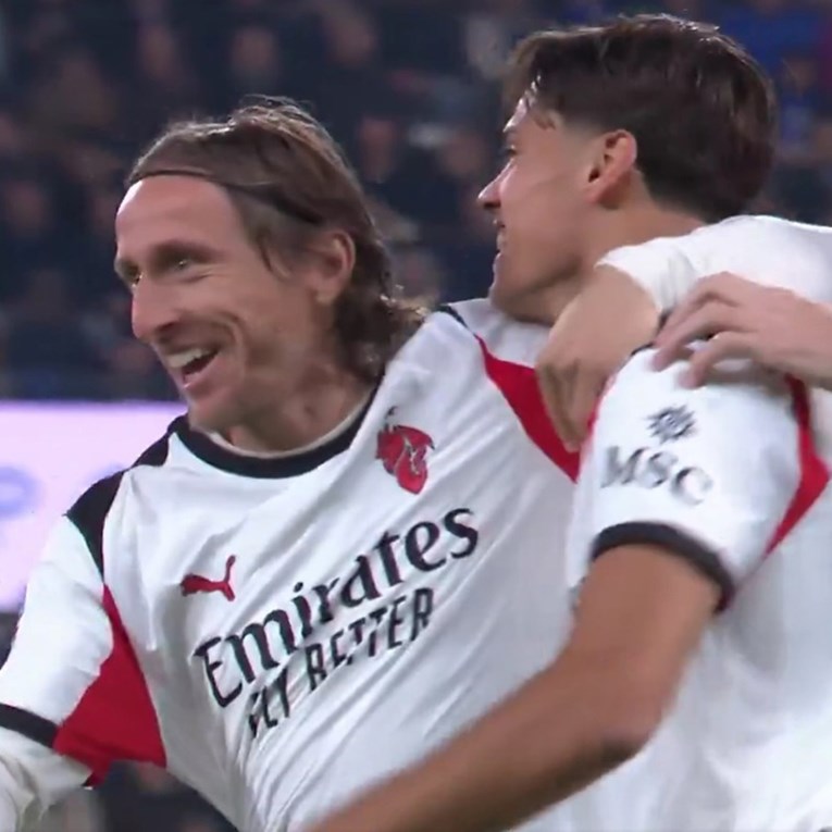 Pogledajte slavlje Modrića i strijelca. Navijači: "On je poput ponosnog ujaka"