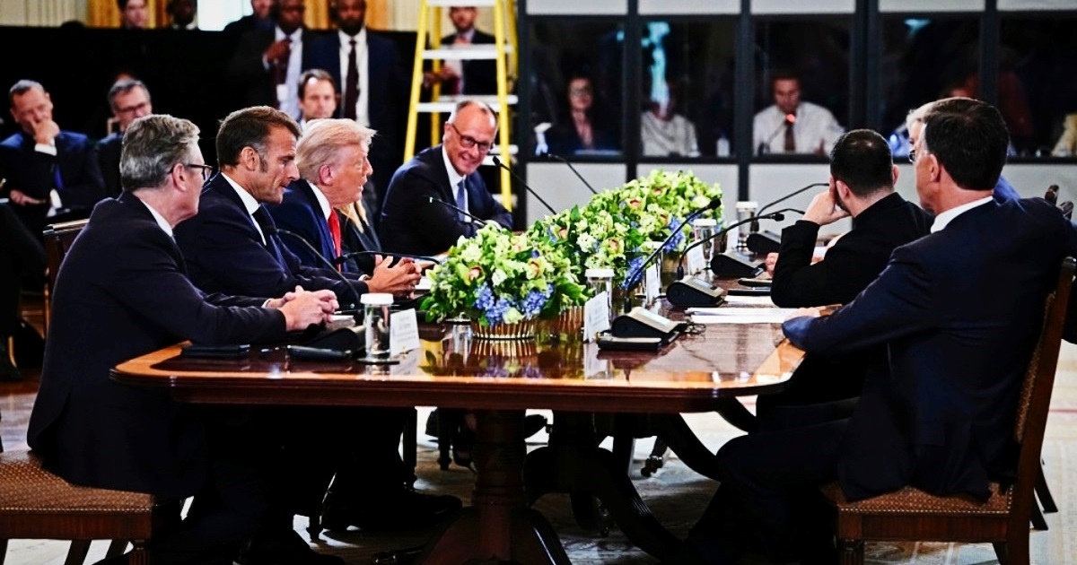 Gotov povijesni sastanak u Bijeloj kući. Zelenski: Spremni smo na susret s Putinom