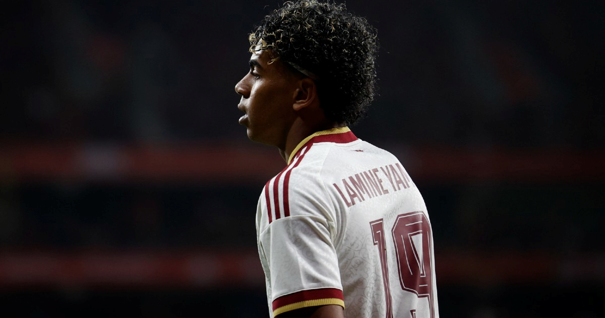 Na utakmici Španjolske vikali: "Tko ne skače,  taj je musliman". Yamal: Neznalice