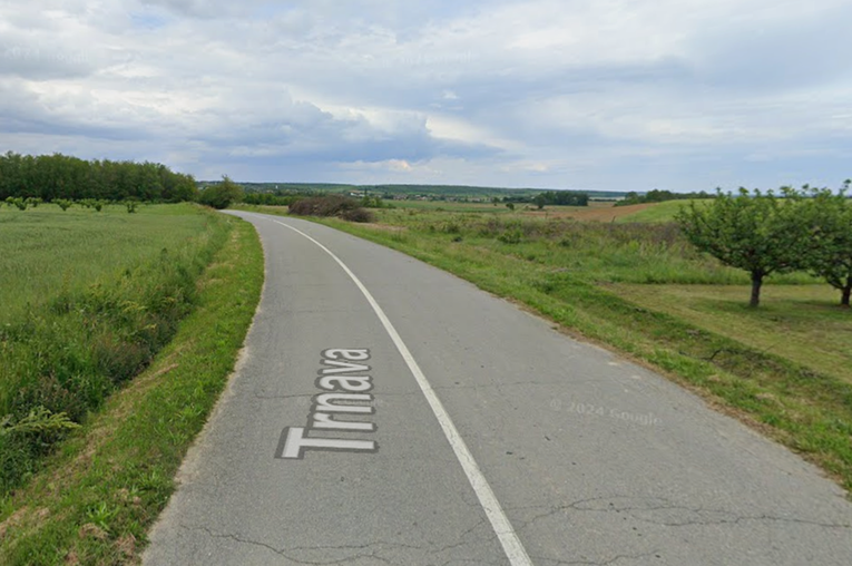67-godišnjak skrivio sudar kod Đakova, umro je u bolnici. 29-godišnjak teško ozlijeđen