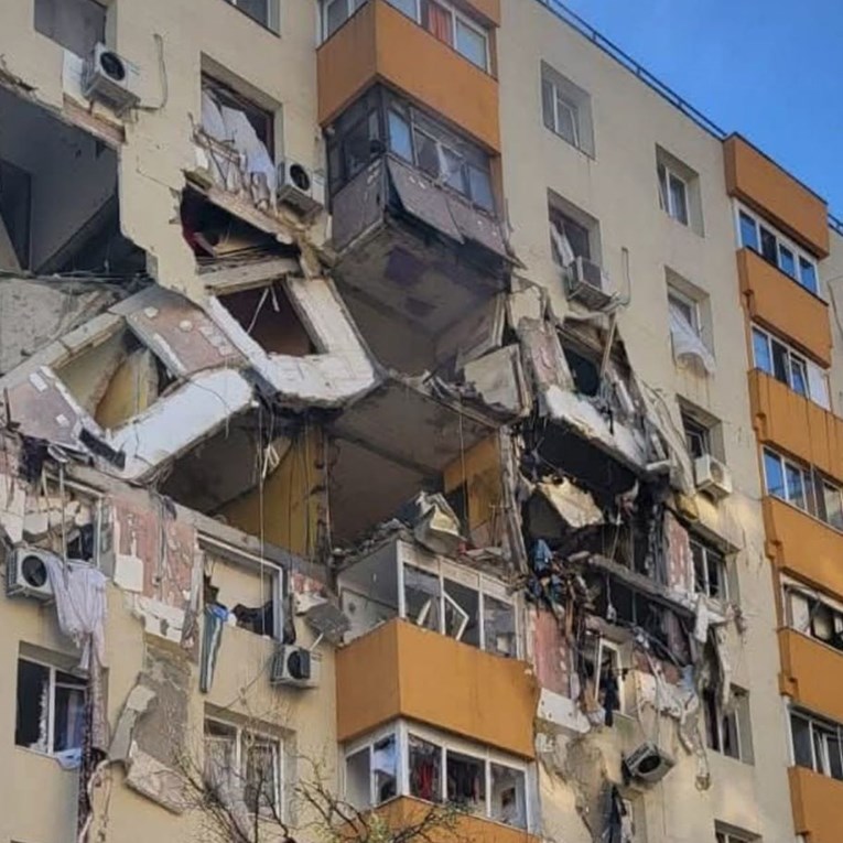 VIDEO Eksplozija raznijela zgradu u Bukureštu: 3 mrtva, 17 ozlijeđenih