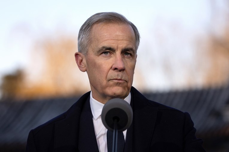 Trump prijeti blokadom mosta između SAD-a i Kanade. Carney: Razgovarali smo