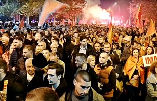 Veliki prosvjed u Podgorici: "Crnu Goru žele prodati Vučiću i Putinu za šaku rubalja"