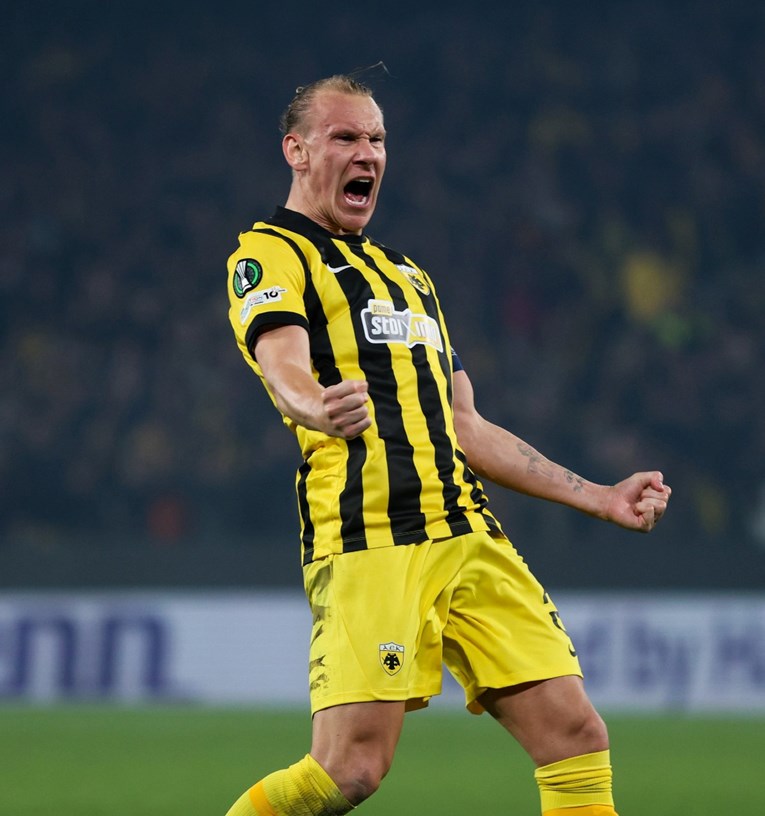 Vidu i Jovića slave u Češkoj. U 105. minuti režirali su preokret sezone u KL-u