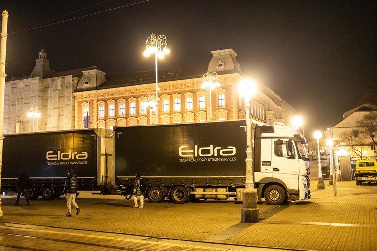 FOTO Kamioni s opremom za doček rukometaša napustili glavni zagrebački trg