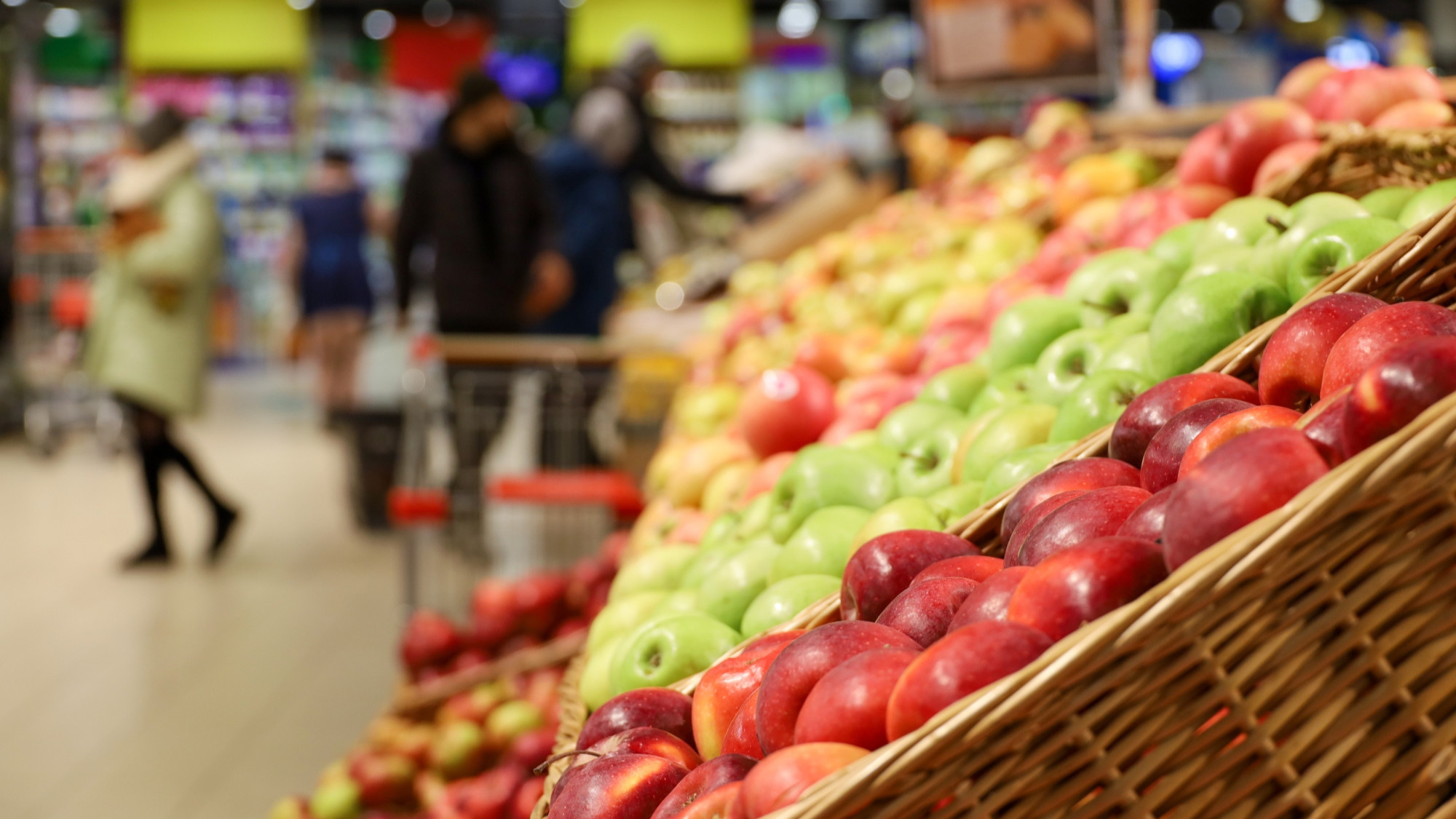 8 namirnica koje ne morate kupovati organske, kažu nutricionisti