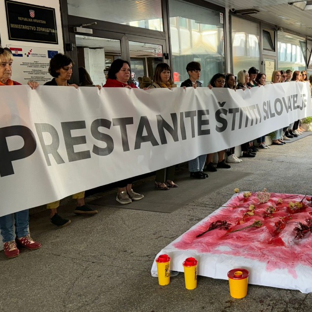 Žene diljem Hrvatske prosvjedovale zbog ginekologa iz Osijeka: "Naša krv stvara buku"