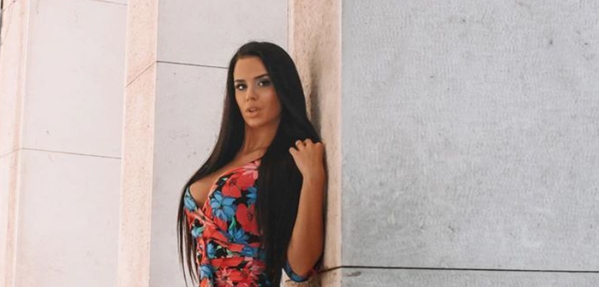 Ivana Knoll utegnula se u minijaturnu haljinu i pokazala sve atribute
