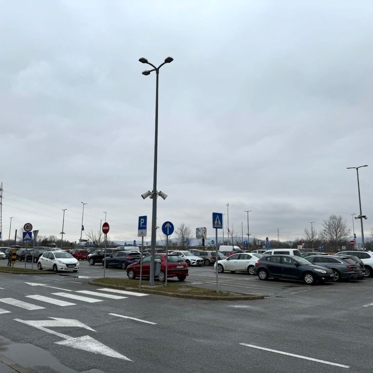 arena parking