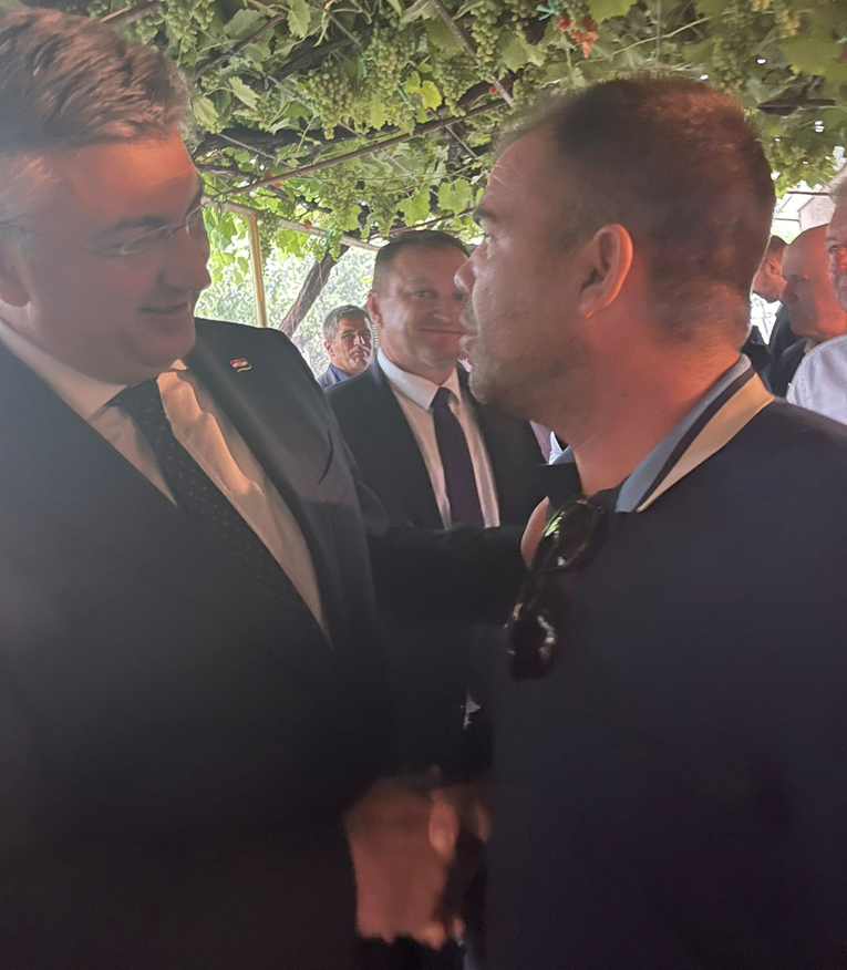 FOTO Ovo su uhićeni HDZ-ovac iz Splita i Plenković koji tvrdi da ga ne poznaje