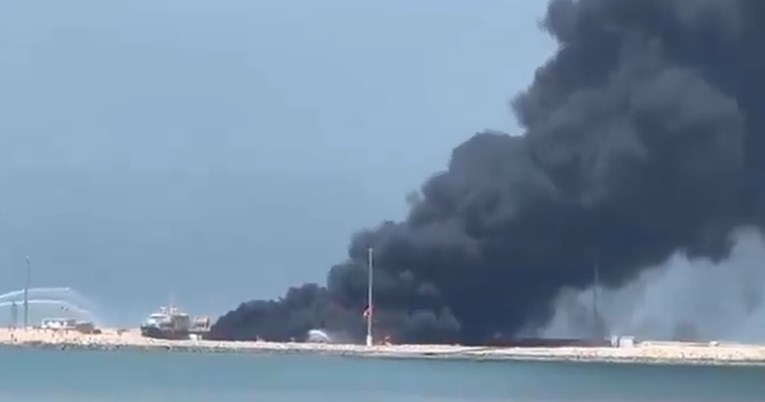 U Iranu se zapalio brod s metanolom. Najmanje 3 mrtva, strahuje se da ih ima više