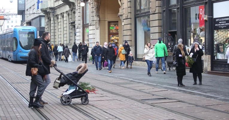 Je li dužnost prema društvu imati djecu? Trećina Hrvata misli da jest