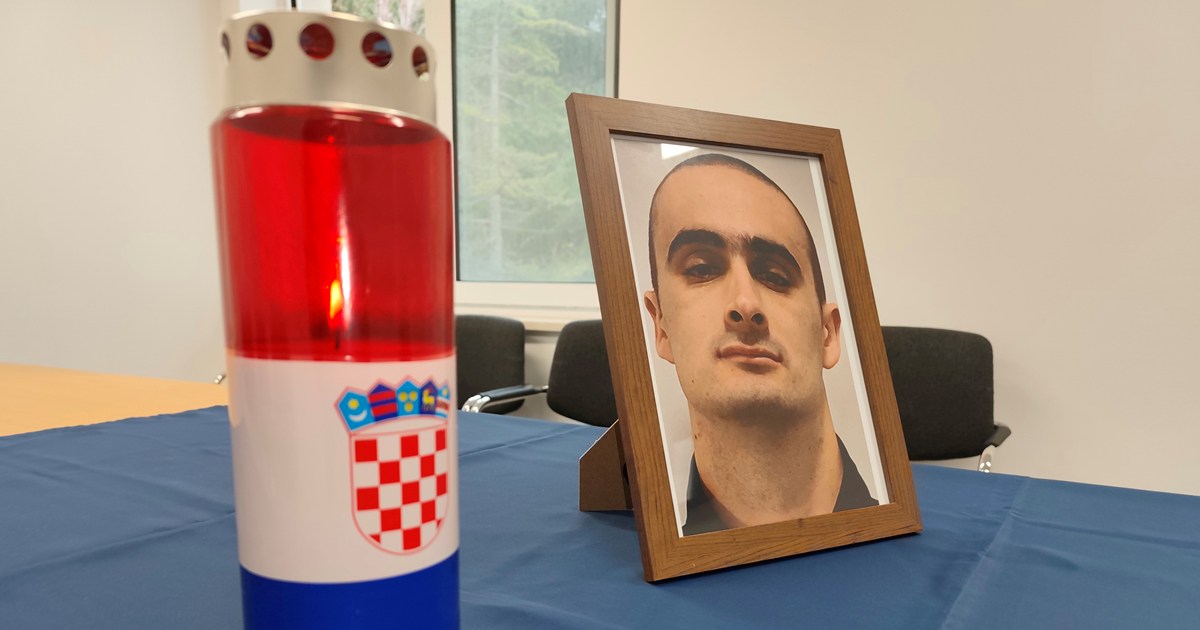 Pozlilo polazniku (25) Policijske akademije. Umro je u bolnici