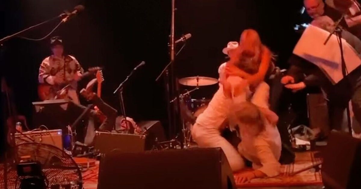 Članovi poznatog američkog benda potukli se na pozornici, otkazana je cijela turneja